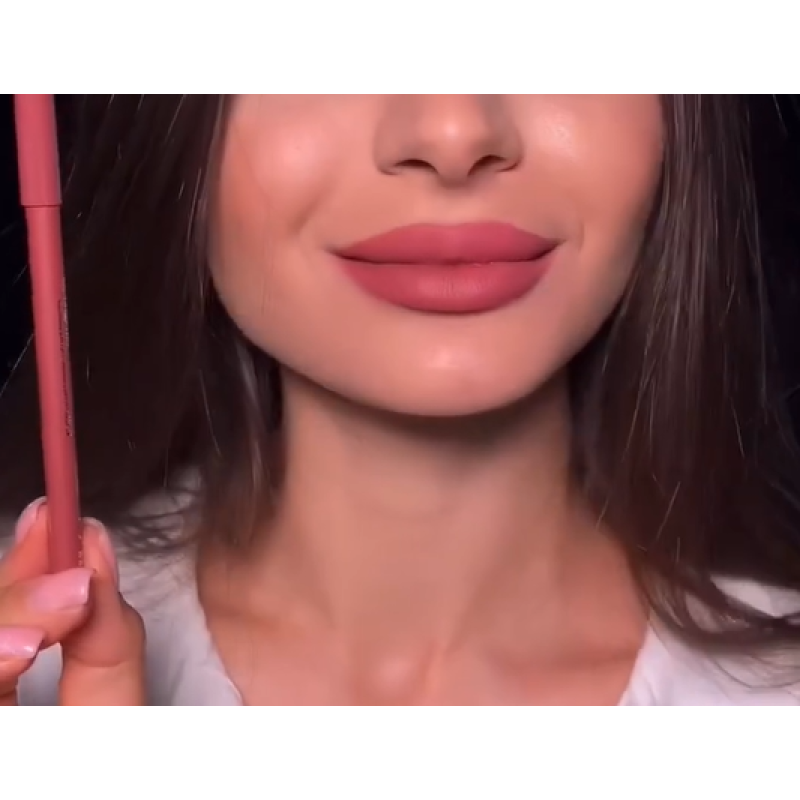 Олівець для губ Bogenia BG 500 020 Carmine Fast